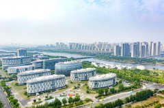 并且内置患者管